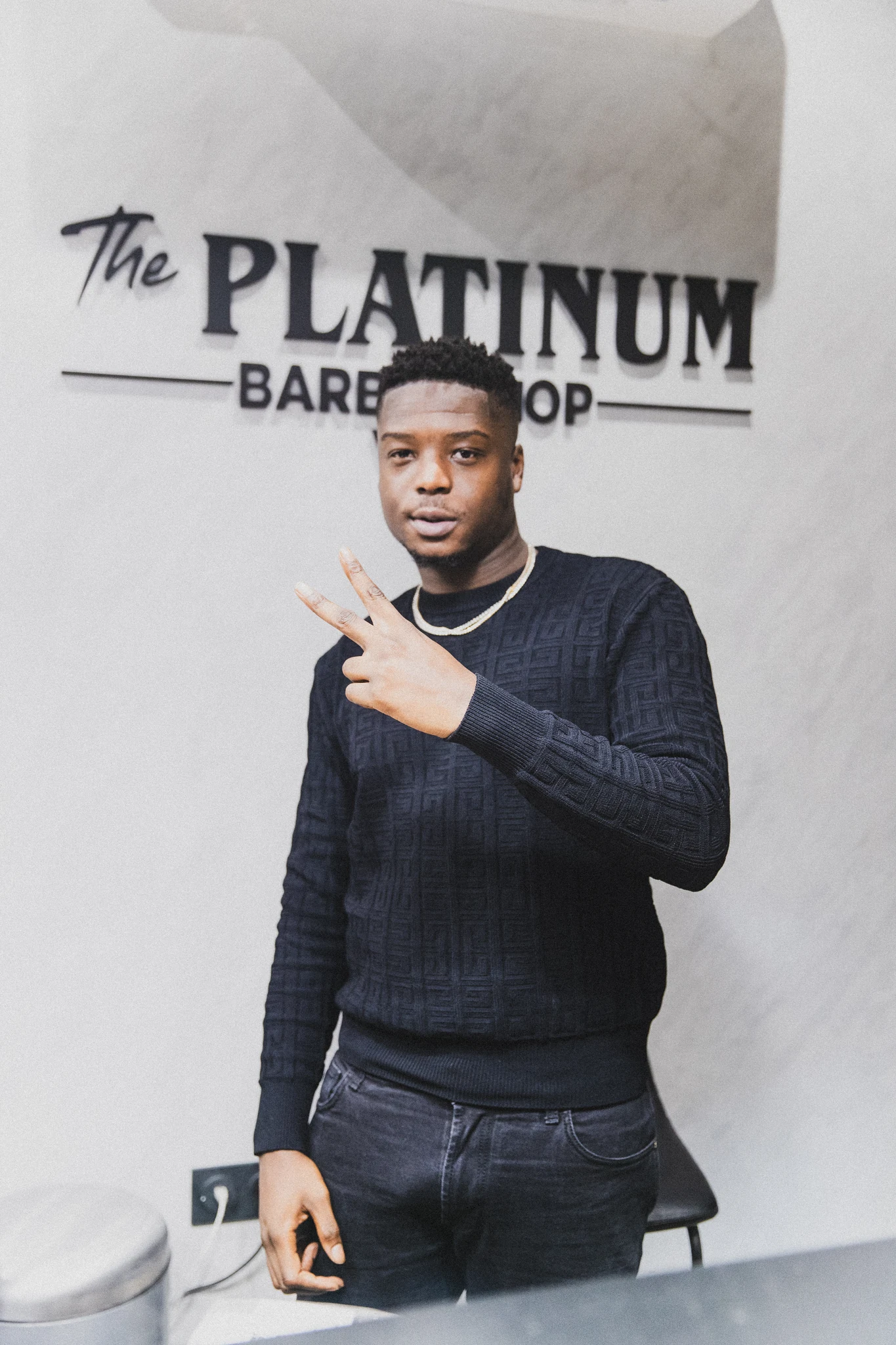 Célébrité au Platinum Barber